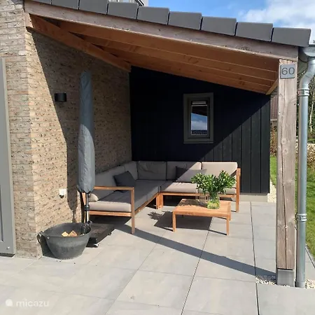 Holiday home 60 Op Recreatiepark De Wielen *