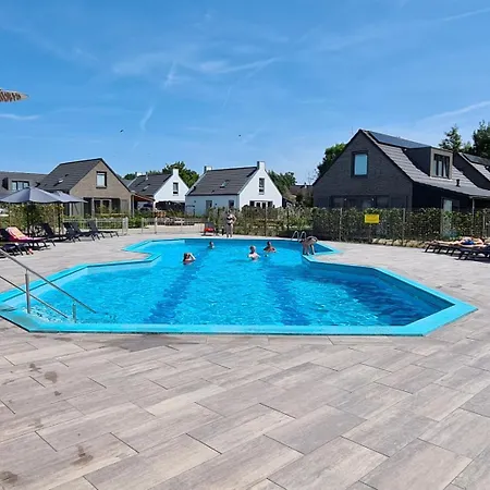 60 Op Recreatiepark De Wielen Holiday home Sint Maarten